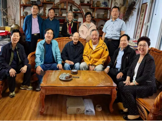 资讯 | 名家雅集翰墨香——王祥之先生一行到圣旨博物馆参观交流